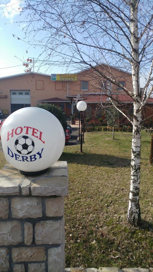 Hotel Derby Orasje ภายนอก รูปภาพ